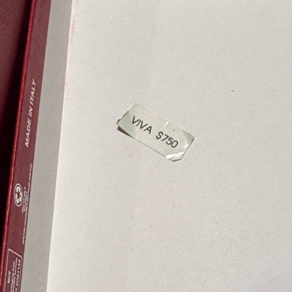 Salvatore Ferragamo Nude/Tan Leather Pointed-Toe Bow Flats - Picture 12 of 14